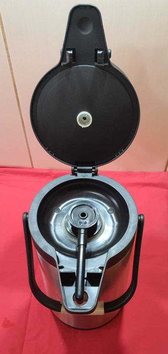 Termos din inox cu pompă - 2,2 litri