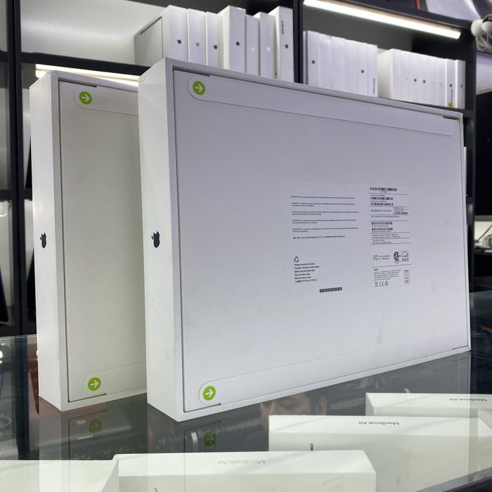 Macbook Air M2 / 15 dyum / 16 ozu / 1TB yengi