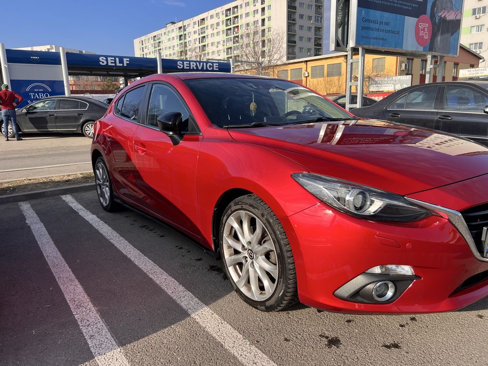 Mazda 3 FULL OPTION Generatia III