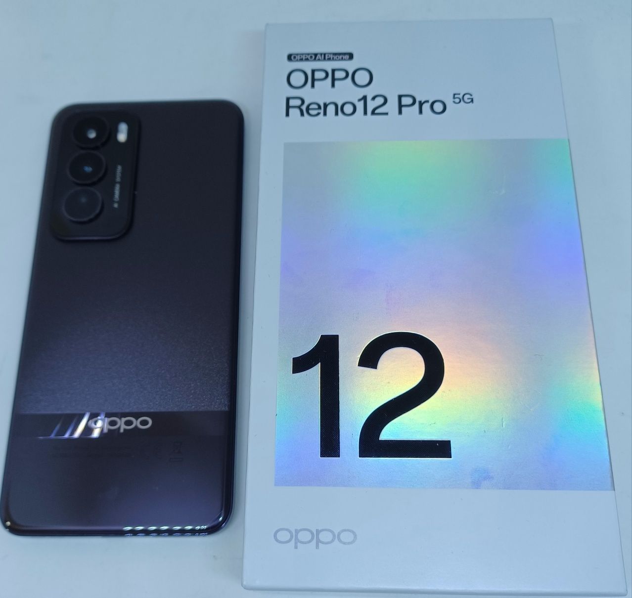 Telefon mobil Oppo Reno12 Pro, 512GB, 12GB, 5G,Black/ telefon expus