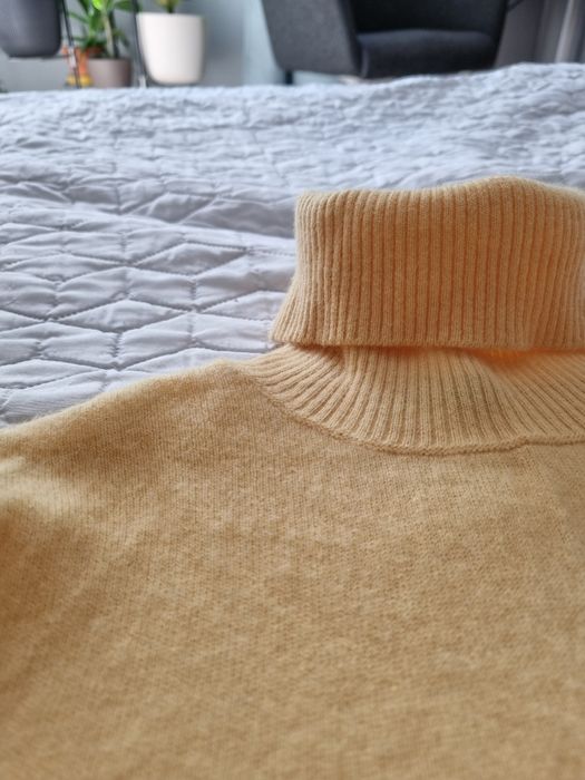 Пуловер с поло яка Benetton