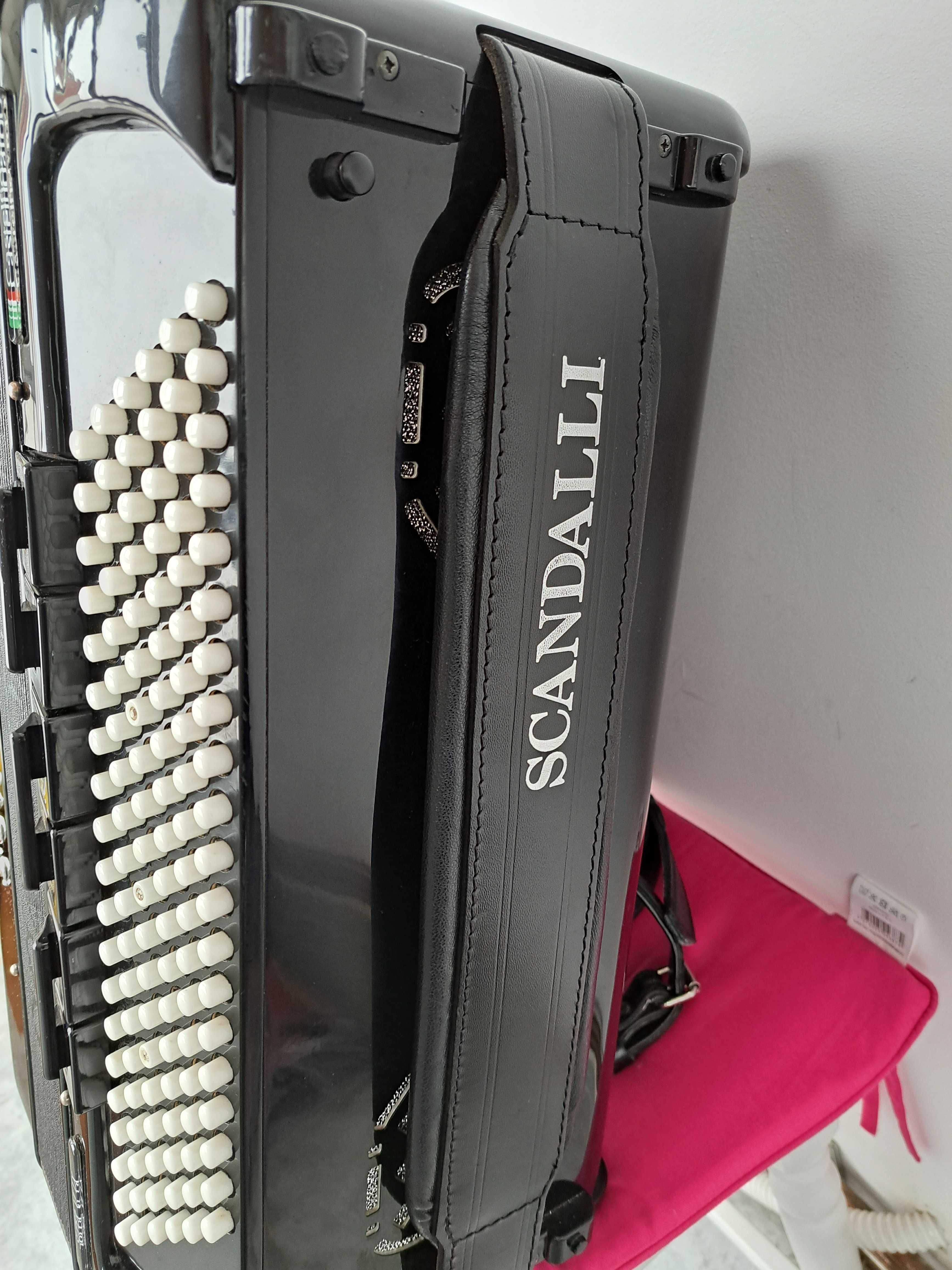 Acordeon Scandalli Super VI LX