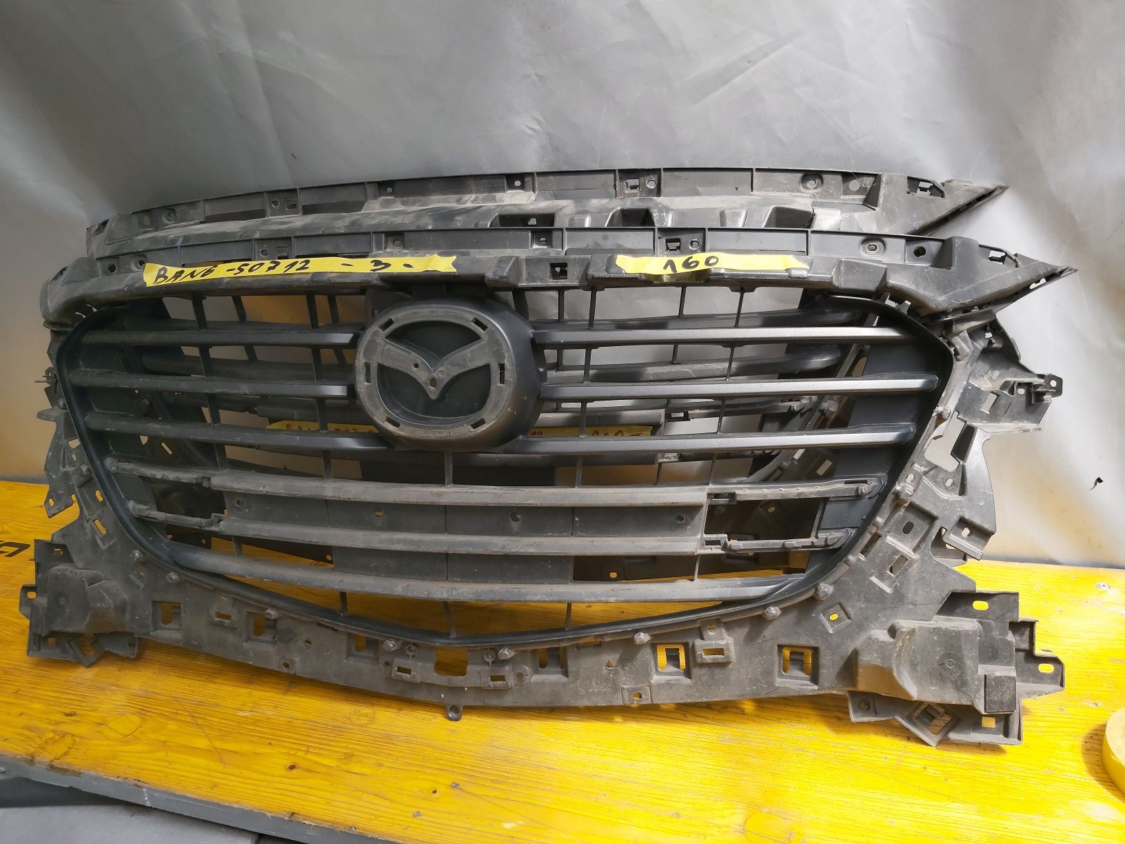 Грил решетка мазда 3 Mazda 3