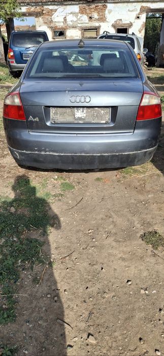 Dezmembrez Audi a4 b6 1,9 dizel AVX zabrani județul Arad