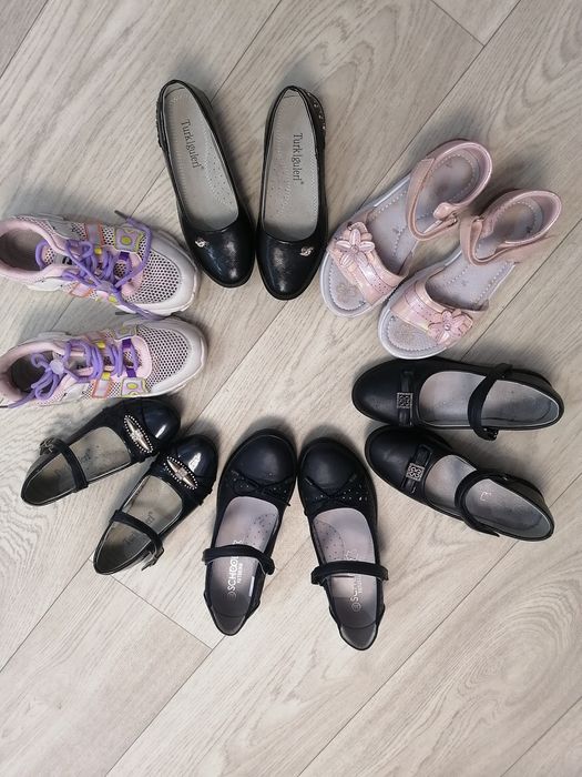 Продам туфельки, сандали 31,32, 34р