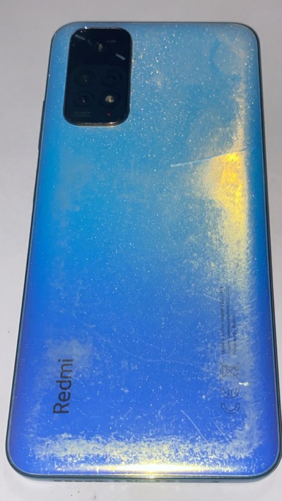 Xiaomi redmi note 11 работещ, с леко счупен екран