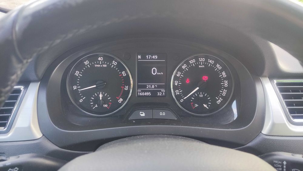 Шкода Рапид 1.2 бензин - 4 цилиндъра