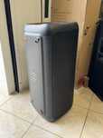 Продавам колона JBL PARTYBOX 300