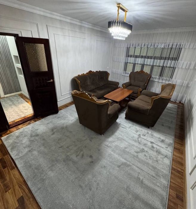 Yunus Rajabiy metro bekati yaqinida sherglikka yoki oilaga kvartira bo