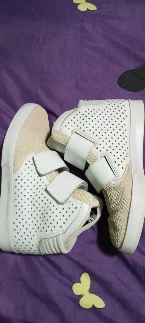 Papuci Nike flystepper 2k3 nu vorbesc pe WhatsApp