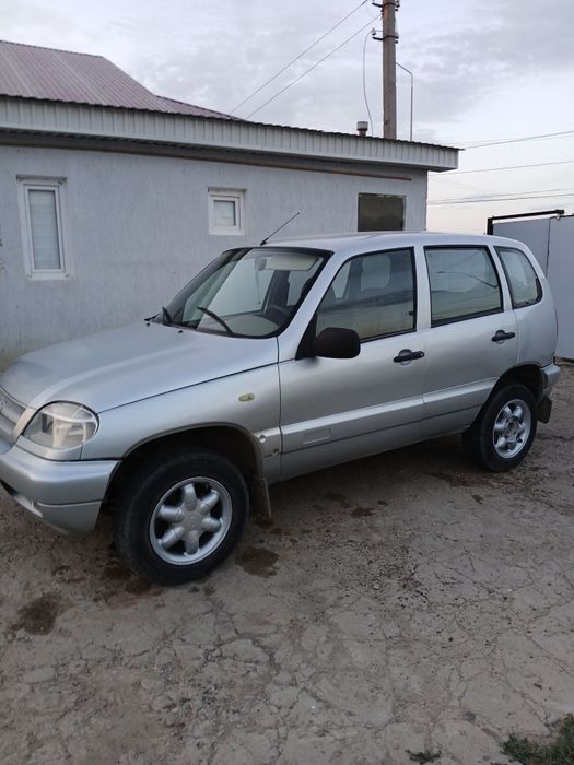 Нива по запчастям