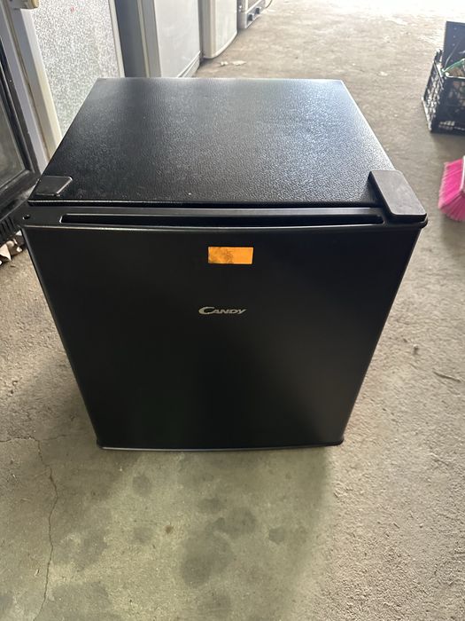 Мини хладилни Candy