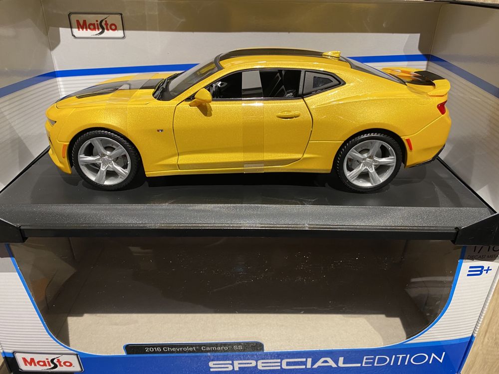 MAISTO CHEVROLET CAMARO SS an 2016 machetă auto scara 1:18