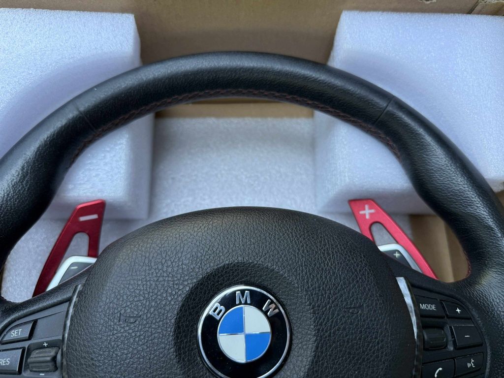 Продавам отличен волан с Airbag за BMW f30