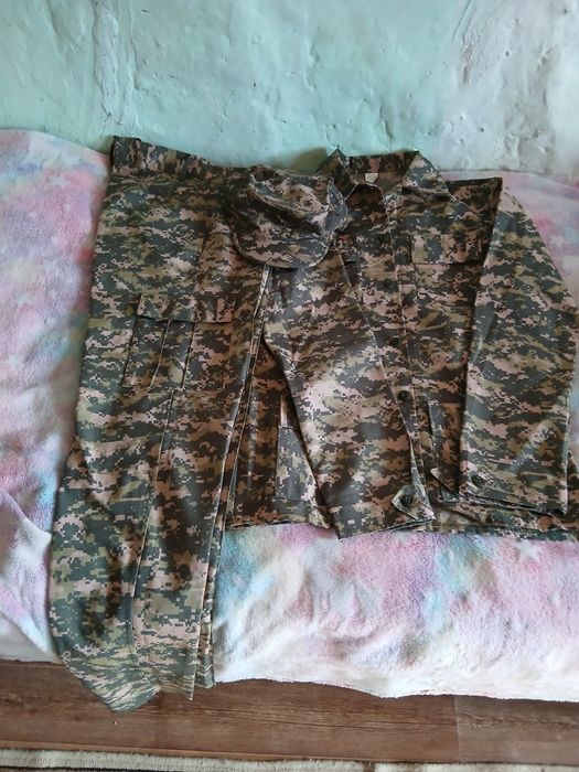Продам военную форму размер 44-46 писать на вауац