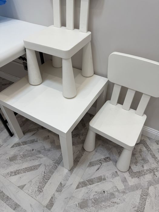 Продам стол со стульями ИКЕА, в хорошем состоянии