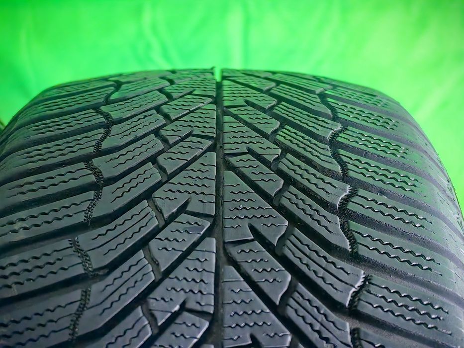 215/60R16 Kumho 2022 7,5-7mm ca noi stare foarte buna