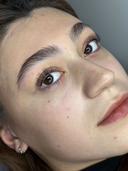 Ламинирование ресниц и бровей