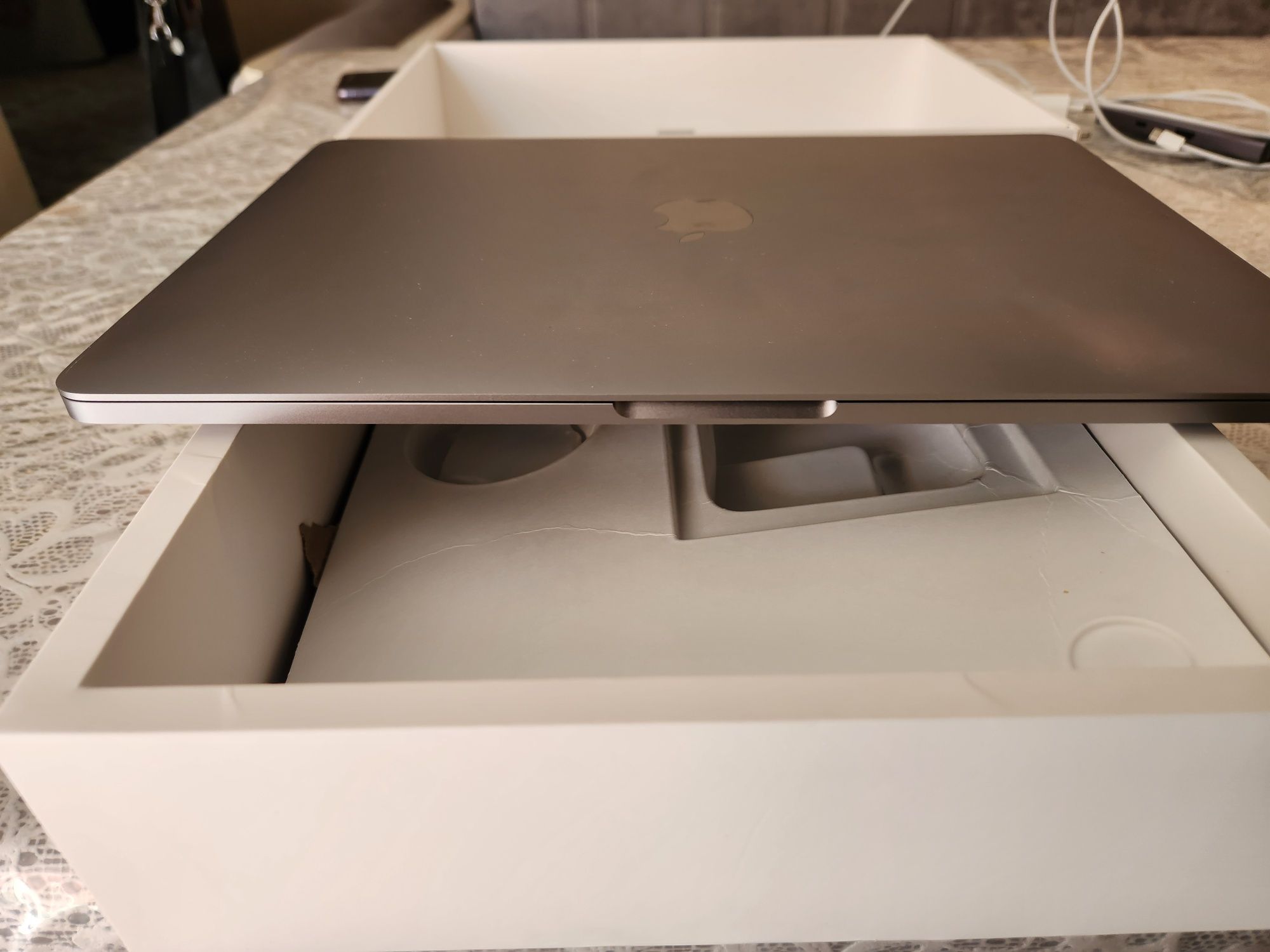 MacBook pro m1 8gb 512gb 100%