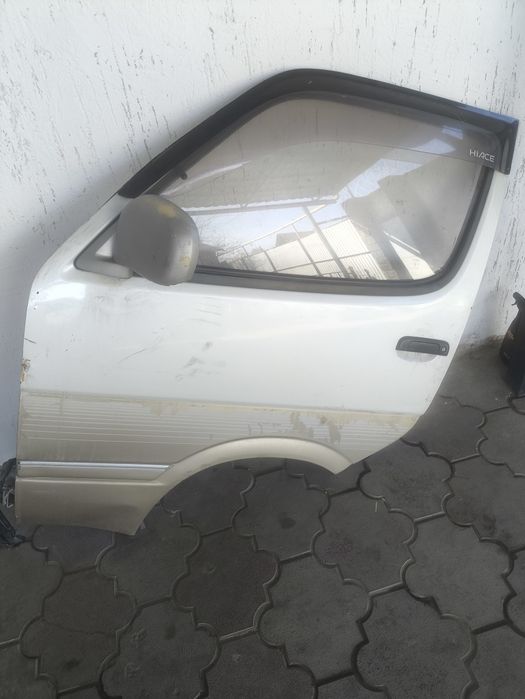 Двери таета хайс 106 кузов