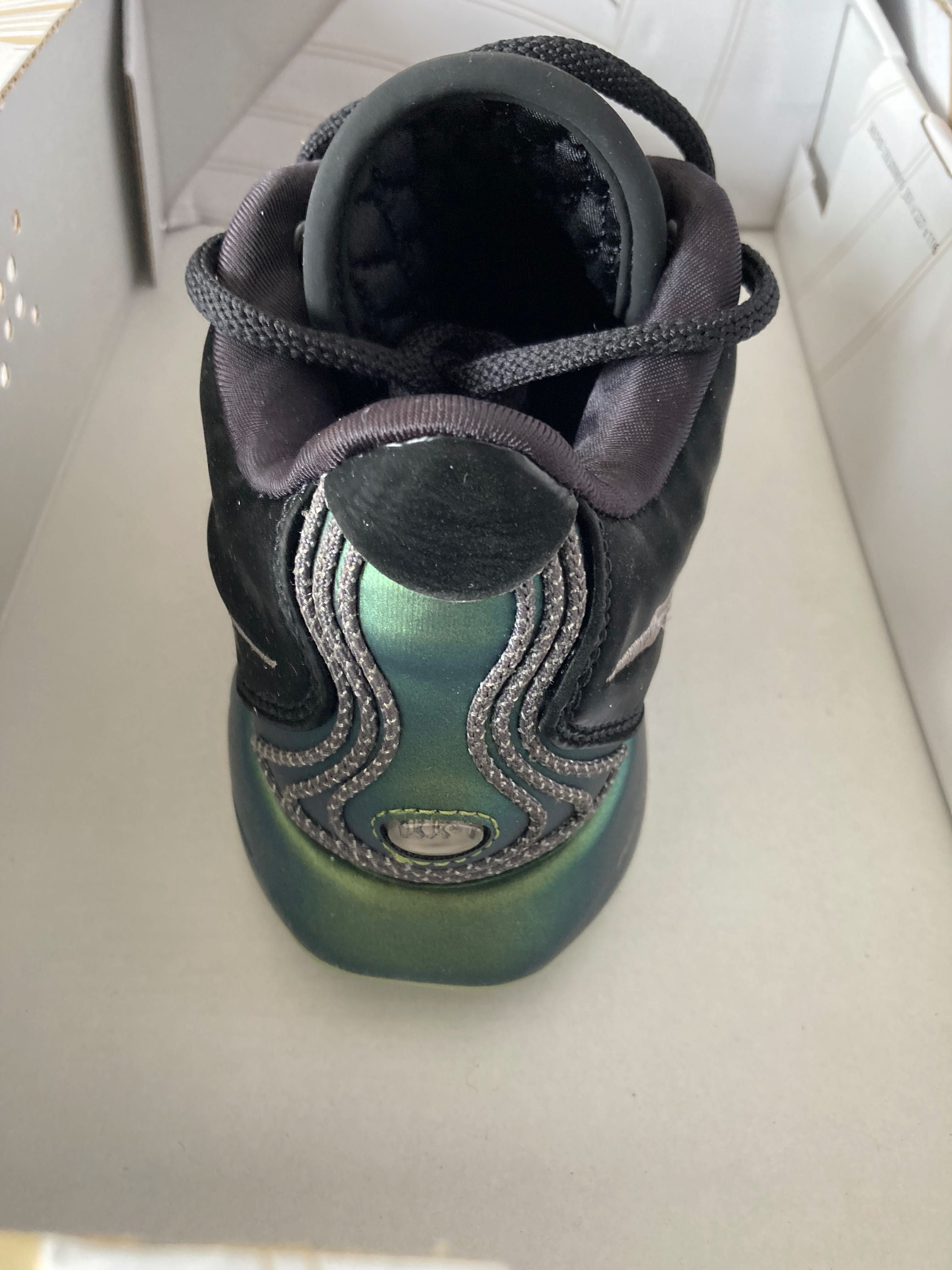Маратонки Nike LeBron XXI LeBron James