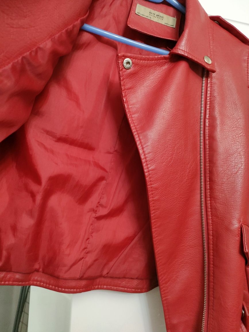 куртка кожаная красная
