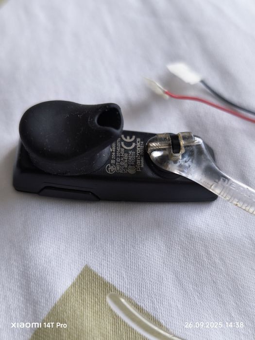 Casca bluetooth plantronics explorer 50 + batetie noua cadou