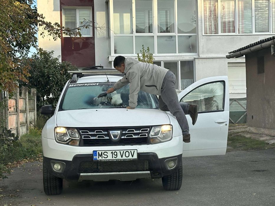 Vand urgent Duster 2014 4x4 1.5 dci 110 cp