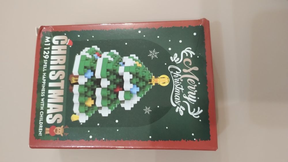 Lego Brad de Crăciun