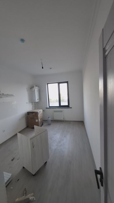 2 xona 3- etajdan Uy sotiladi. Sokin makon 1da