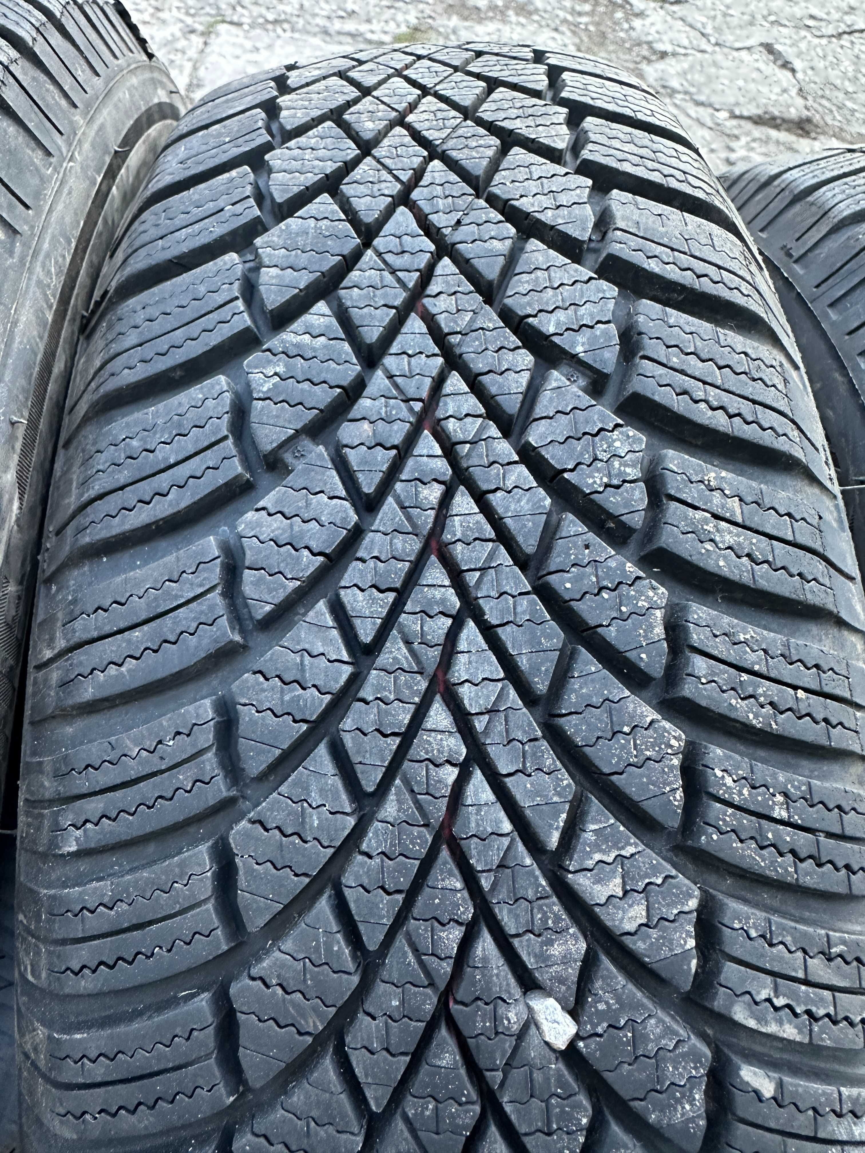 4бр. зимни гуми 175/65/15 Bridgestone Blizzak LM005