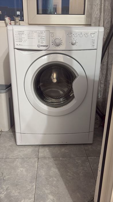 Продается стиральная машина, б/у, требует замену подшипника