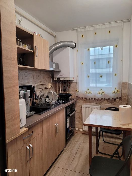 2 Camere, 1 bucatarie inchisa Finisat, Mobilat cu CF, terasa de 10 mp