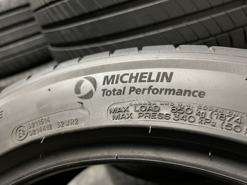 245/45/19 Michelin PS4, 6+мм, DOT3319, 4бр.