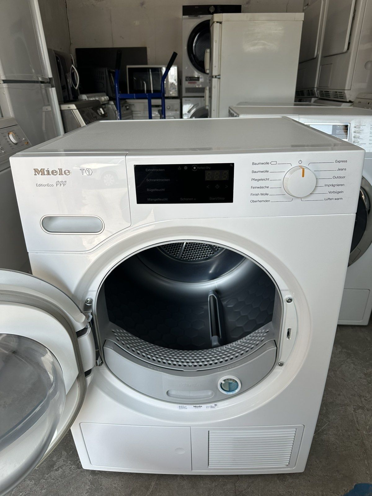 Сушилня +гаранция. MIELE T1, ТЕРМОПОМПА Клас А 9кг.  Доставка за София