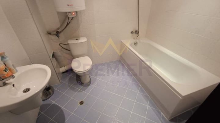 Дава се под наем Тристаен апартамент в Варна, м-т Траката - 104 кв.м за 714 € - Снимка #5