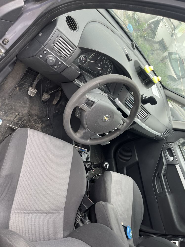 Dezmembrez Opel Meriva A 1.7 diesel 2003-2008