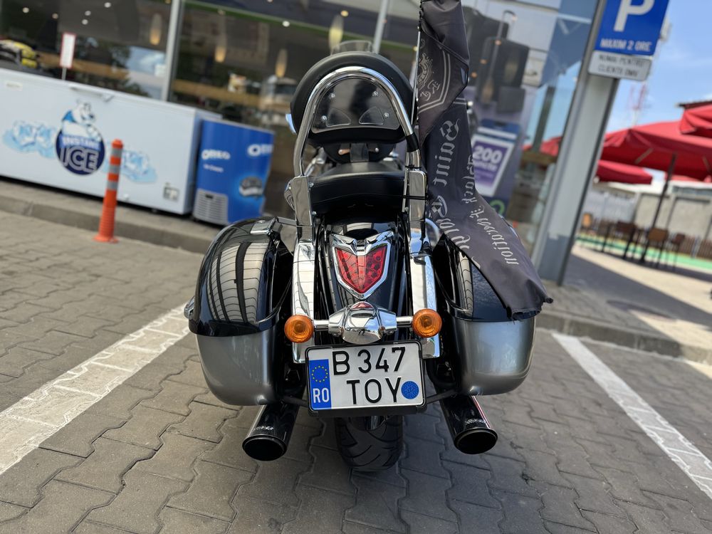 Kawasaki Vulcan VN 1700 - Nomad