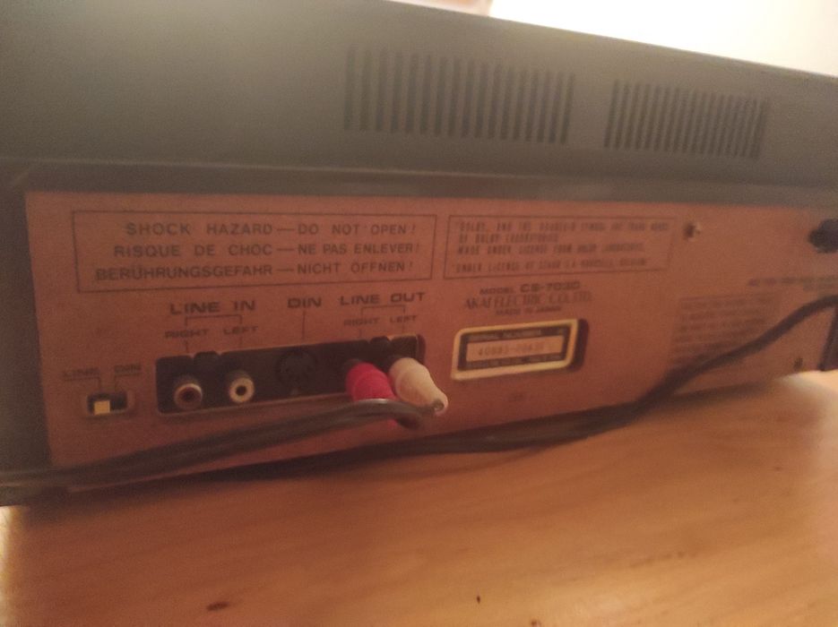 Akai stereo cassette deck model cs-703D