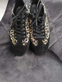 Обувки на Dolce&Gabbana