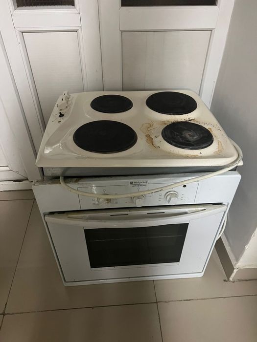 Газ плита в рабочем состояний