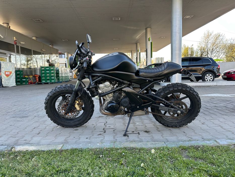 Kawasaki ER-6F 650cc Cafe Racer