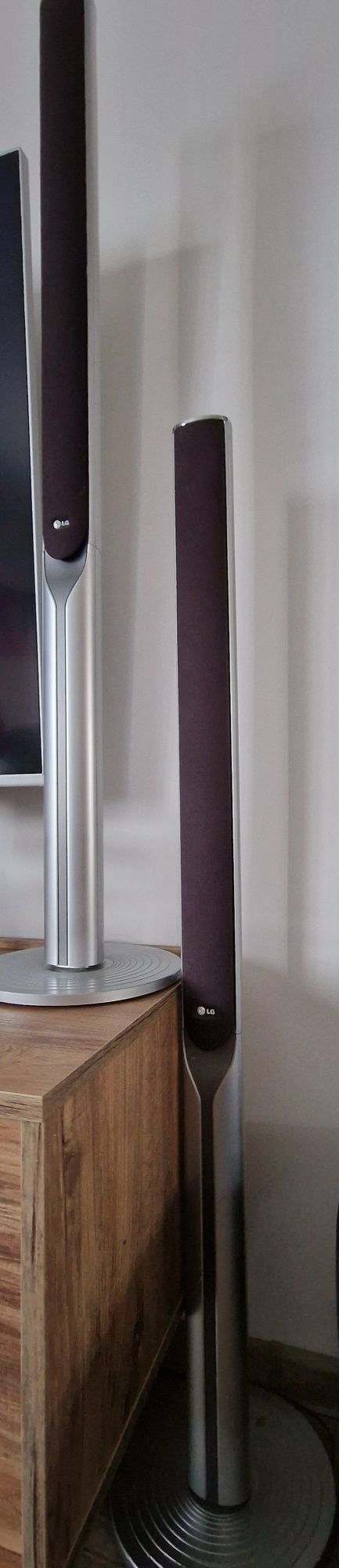 LG LHS-T6740 DVD/CD Home Theatre System