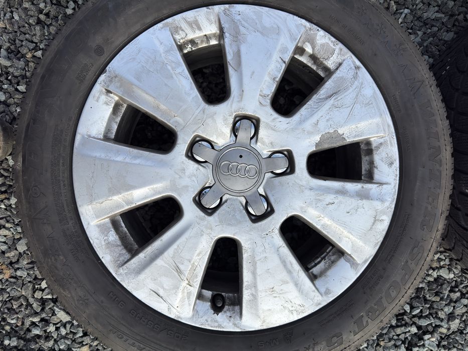 Set 4 anvelope 205 55 r16  cu jante de audi 5x112