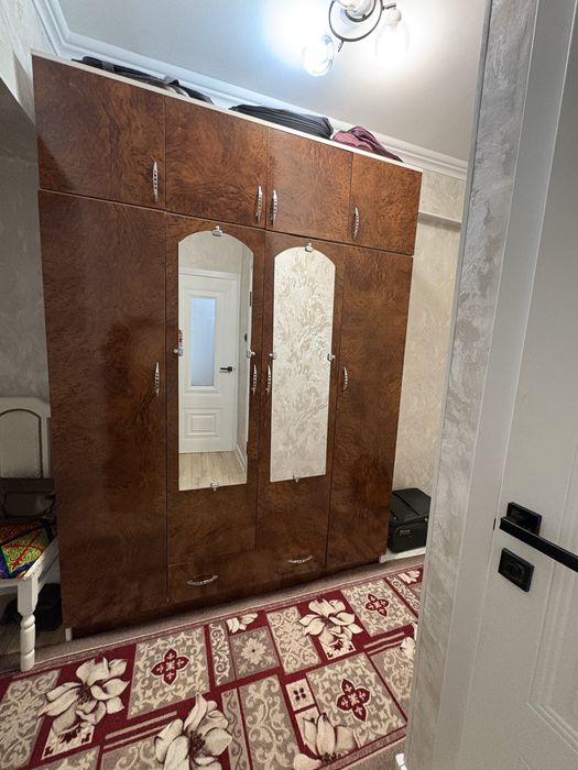 Шкаф для одежды продается