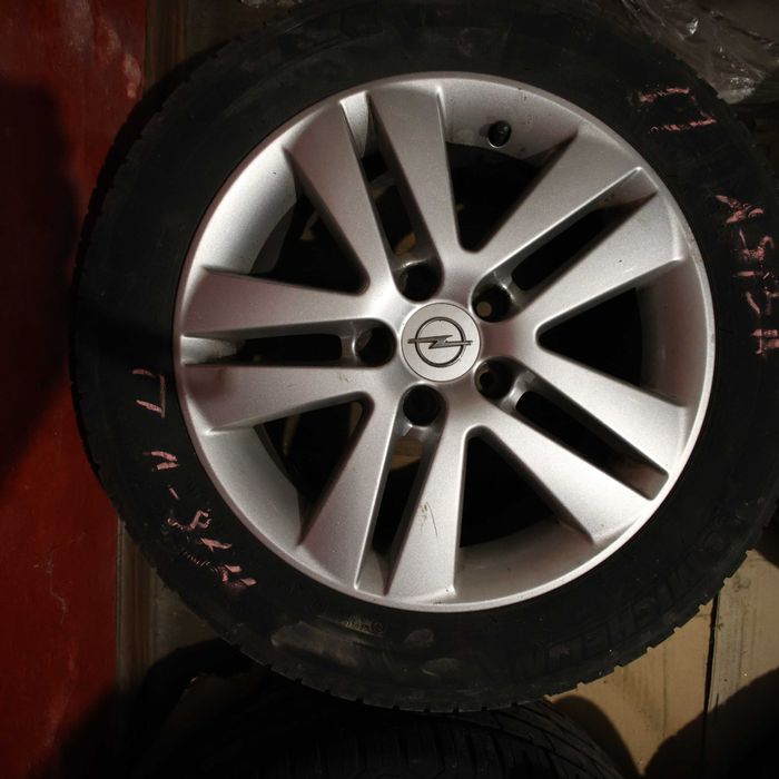 Джанти опел астра , opel astra H , 205/55R16 / Джанти с гуми