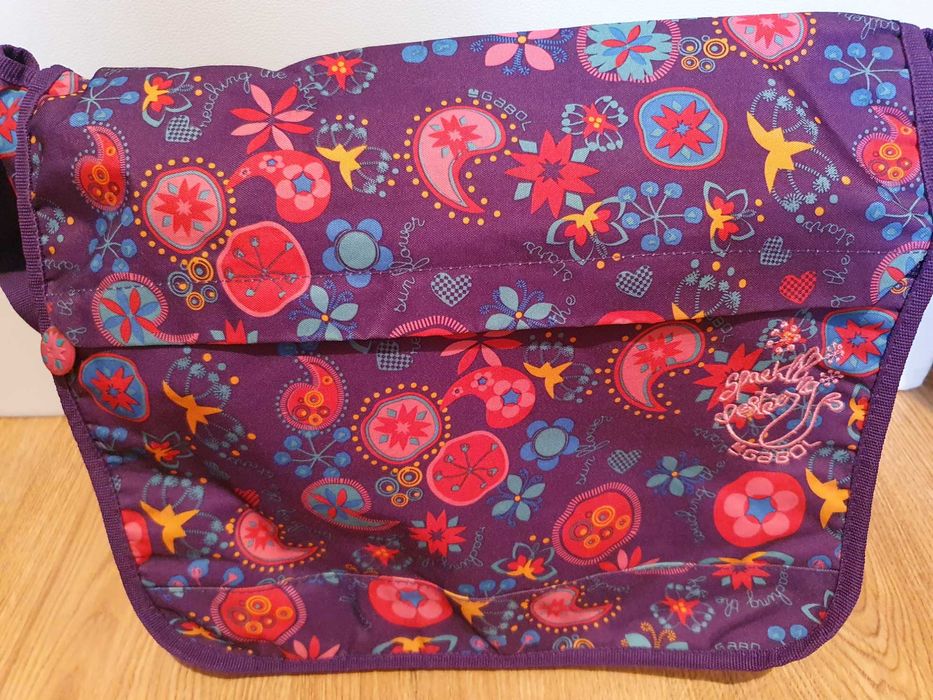 Дамска/Детска/Ученическа чанта Gabol за през рамо.