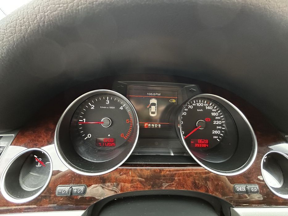 Audi A8 3.0 TDI Quattro – 2010 – Full Option