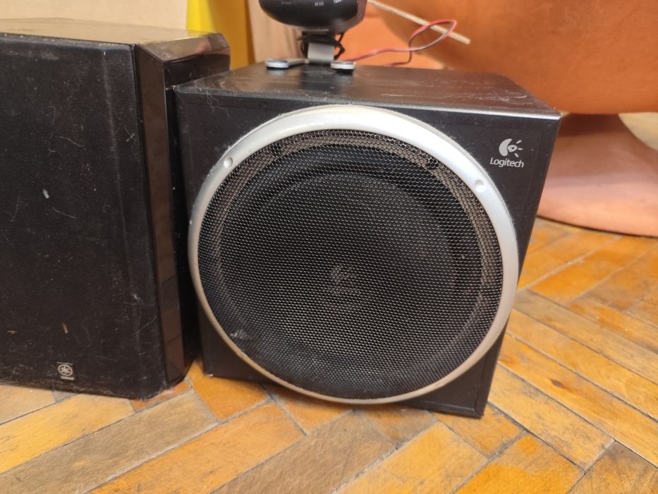 Тонколони Yamaha комплект с бас-колона na Logitech