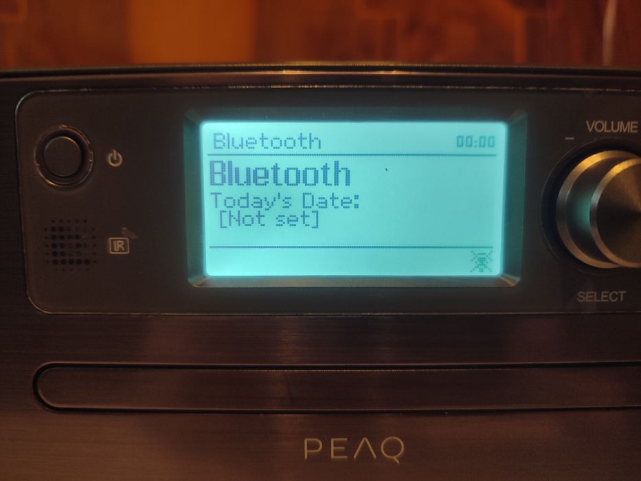 Minisistem cu Bluetooth si internet.